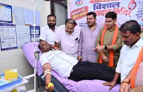 सेवा संकल्प अभियान- बलौदाबाजार-भाटापारा में वृहद रक्तदान शिविर का आयोजन सेवा संकल्प अभियान- बलौदाबाजार-भाटापारा में वृहद रक्तदान शिविर का आयोजन