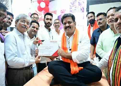 सेवा संकल्प अभियान : उप मुख्यमंत्री विजय शर्मा ने महारानी अस्पताल जगदलपुर में किया रक्तदान सेवा संकल्प अभियान : उप मुख्यमंत्री विजय शर्मा ने महारानी अस्पताल जगदलपुर में किया रक्तदान