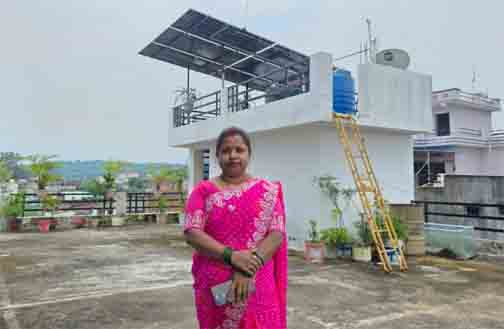 बिजली उपभोक्ता से ऊर्जा दाता बनने की ओर बढ़ते कदम बिजली उपभोक्ता से ऊर्जा दाता बनने की ओर बढ़ते कदम