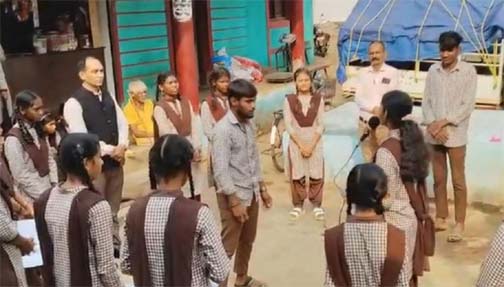 सेवा संकल्प अभियान: नुक्कड़ नाटक से गूंजा नमो सेवा अनकही कहानियां का संदेश सेवा संकल्प अभियान: नुक्कड़ नाटक से गूंजा नमो सेवा अनकही कहानियां का संदेश