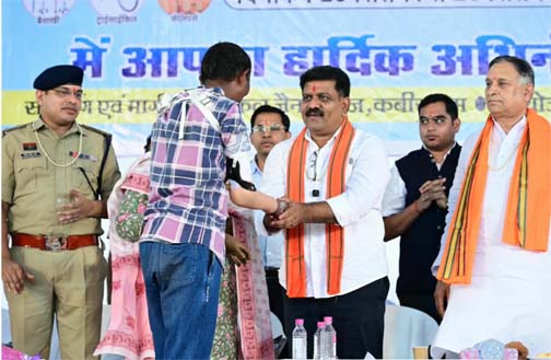 दिव्यांगजनों को आत्मनिर्भर बनाना ही सेवा का उद्देश्य है– उप मुख्यमंत्री विजय शर्मा दिव्यांगजनों को आत्मनिर्भर बनाना ही सेवा का उद्देश्य है– उप मुख्यमंत्री विजय शर्मा