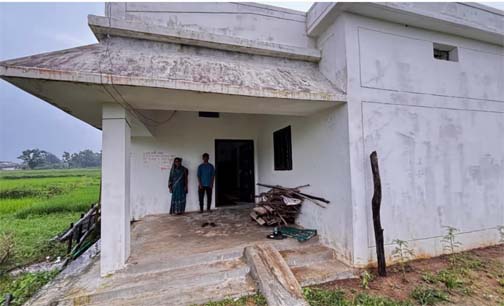 सेवा की कहानी : नवगईं निवासी शैलेन्द्र को दादाजी से उपहार की तरह मिला आवास सेवा की कहानी : नवगईं निवासी शैलेन्द्र को दादाजी से उपहार की तरह मिला आवास
