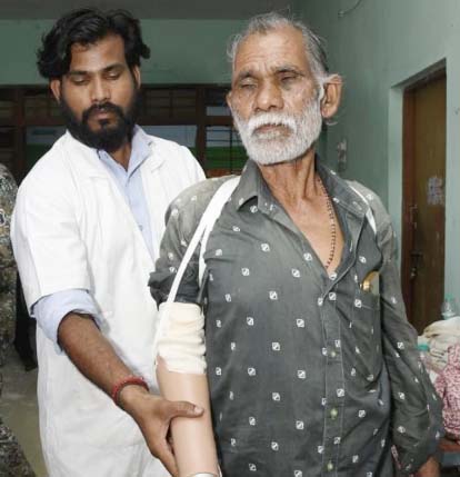 ट्रेन हादसे के दर्द पर 'सेवा संकल्प' का मरहम ट्रेन हादसे के दर्द पर 'सेवा संकल्प' का मरहम
