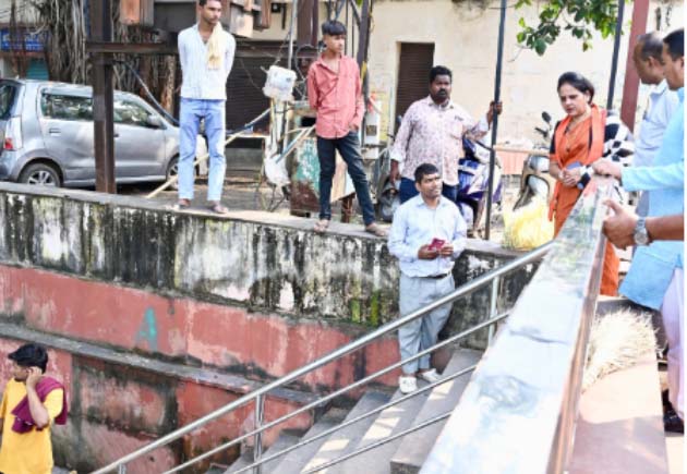 नवरात्रि में मंदिरों के आसपास स्वच्छता व्यवस्था सर्वोच्च प्राथमिकता :मीनल चौबे नवरात्रि में मंदिरों के आसपास स्वच्छता व्यवस्था सर्वोच्च प्राथमिकता :मीनल चौबे