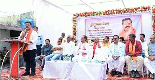 उप मुख्यमंत्री विजय शर्मा ने बोड़ला में 60 लाख रूपए के विकास कार्यों का किया भूमिपूजन उप मुख्यमंत्री विजय शर्मा ने बोड़ला में 60 लाख रूपए के विकास कार्यों का किया भूमिपूजन