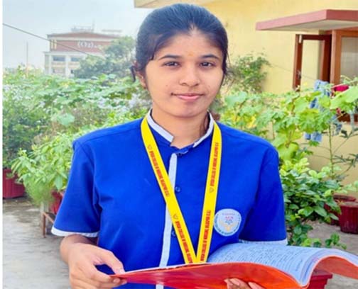 मुख्यमंत्री नोनी-बाबू मेधावी शिक्षा सहायता से सपने को मिला पंख मुख्यमंत्री नोनी-बाबू मेधावी शिक्षा सहायता से सपने को मिला पंख