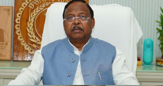 कृषि मंत्री के सख्त निर्देश- रबी 2025 के अंतर्गत किसानों के लंबित फसल बीमा क्लेम का आगामी तीन कार्य दिवस में होगा भुगतान कृषि मंत्री के सख्त निर्देश- रबी 2025 के अंतर्गत किसानों के लंबित फसल बीमा क्लेम का आगामी तीन कार्य दिवस में होगा भुगतान