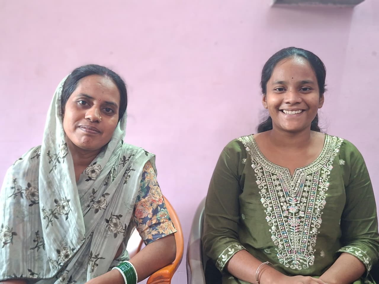 मुख्यमंत्री नोनी सशक्तीकरण सहायता योजना से संवर रहा श्रमिक परिवारों की बेटियों का भविष्य मुख्यमंत्री नोनी सशक्तीकरण सहायता योजना से संवर रहा श्रमिक परिवारों की बेटियों का भविष्य