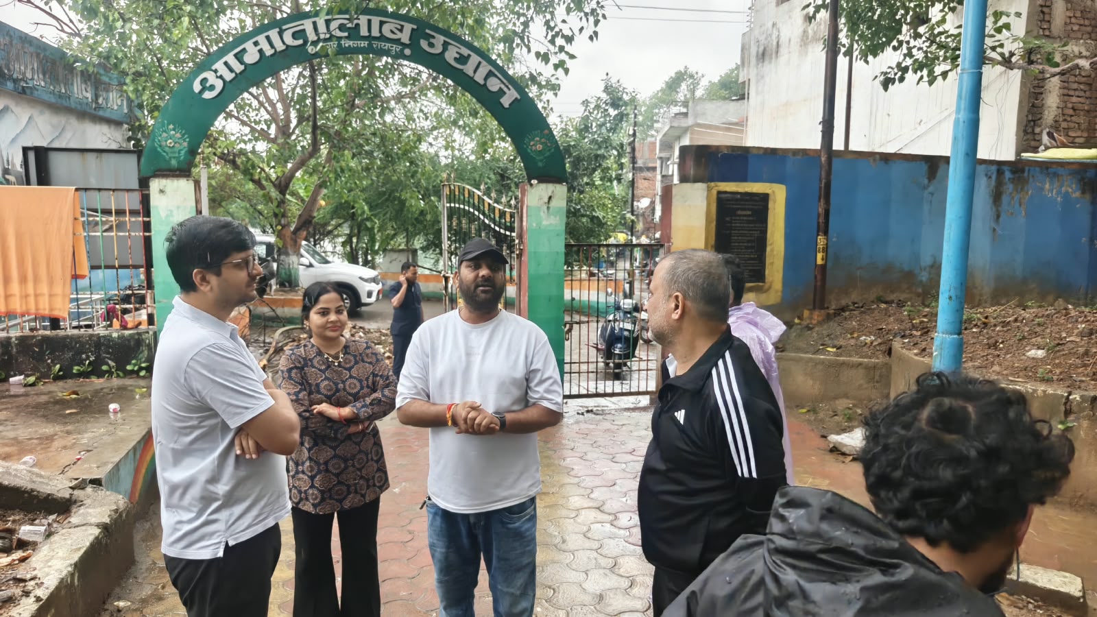 आयुक्त मिश्रा ने आमातालाब गार्डन के सौंदर्यीकरण, तालाब की सफाई को लेकर दिये निर्देश आयुक्त मिश्रा ने आमातालाब गार्डन के सौंदर्यीकरण, तालाब की सफाई को लेकर दिये निर्देश