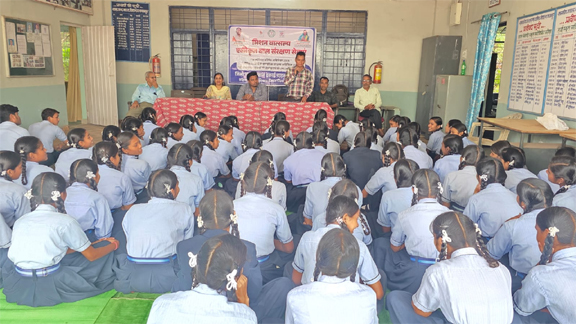 स्वामी आत्मानंद स्कूल कचांदुर में ‘मिशन वात्सल्य’ एवं ‘मिशन शक्ति’ जागरूकता शिविर स्वामी आत्मानंद स्कूल कचांदुर में ‘मिशन वात्सल्य’ एवं ‘मिशन शक्ति’ जागरूकता शिविर