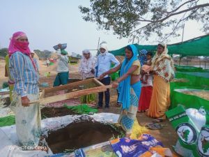  जिले के जन-प्रतिनिधियो द्वारा गौठानों के अवलोकन के संबंध में दी गई जानकारी पर जिला प्रशासन द्वारा जांच कराकर वस्तु स्थिति की जानकारी ली गई