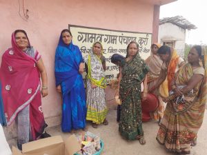 महिलाएं अच्छी आमदनी अर्जित कर घरेलू कार्य में दे रही योगदान 