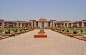  जेम्स और ज्वेलरी पार्क पर लगी रोक हटी
