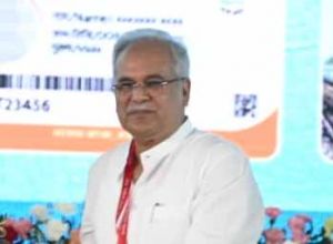 मुख्यमंत्री भूपेश बघेल ने कहा कि यह हमारे लिए बहुत खुशी की बात है कि हमारे प्रधानमंत्री छत्तीसगढ़ के दौरे में आये हैं