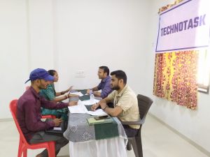  ’गढ़बो भविष्य’ प्लेसमेंट कैंप के पहले दिन 208 हितग्राही हुए शामिल