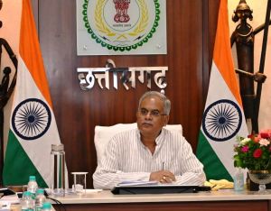  मुख्यमंत्री की अध्यक्षता में राजीव युवा मितान क्लब के शासी निकाय की बैठक सम्पन्न