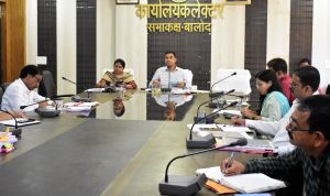 ’हरित बालोद सुपोषित बालोद’ अभियान के अंतर्गत मुनगा एवं पपीता के पौधे का रोपण कराना सुनिश्चित करें: कलेक्टर 