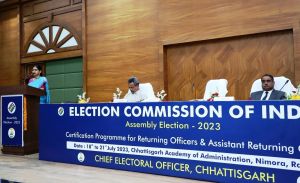  रिटर्निंग अधिकारियों और सहायक रिटर्निंग अधिकारियों के लिए सर्टिफिकेशन कार्यक्रम  शुरू