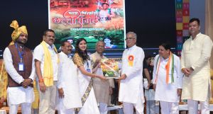  मुख्यमंत्री ने युवाओं से प्रदेश को तरक्की के रास्ते पर ले जाने का किया आव्हान