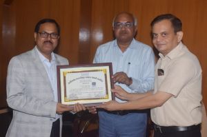  पॉवर कंपनी में मुख्य अभियंता श्री सिन्हा की भावभीनी विदाई