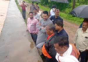  उच्च शिक्षा मंत्री  उमेश पटेल ने आड़पथरा डैम का किया निरीक्षण