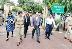  उच्च न्यायालय के मुख्य न्यायाधिपति ने बेमेतरा न्यायालय परिसर का किया औचक निरीक्षण