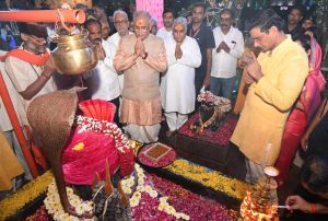 मुख्यमंत्री श्री बघेल सावन सोमवार पर महारुद्राभिषेक में हुए शामिल