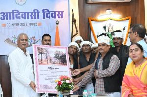  मुख्यमंत्री ने प्रदेश में पहली बार प्रदान किए पर्यावास अधिकार मान्यता पत्र