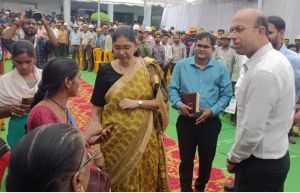  लोकतंत्र को सशक्त बनाने में श्रमिकों की भागीदारी भी जरूरी- मुख्य निर्वाचन पदाधिकारी