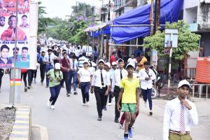 स्वतंत्रता सेनानियों की याद में हजारों लोगों ने उत्साह से लगाई दौड़ 