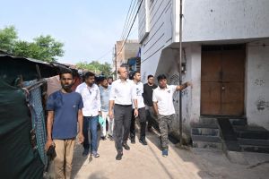 कलेक्टर डॉक्टर  भूरे ने किया राजधानी के रामनगर का दौरा 