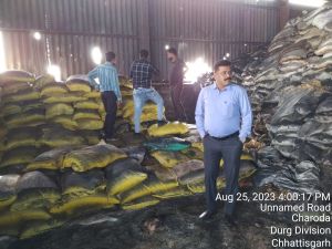 मिश्रित उर्वरक निर्माण फैक्ट्री मेसर्स सुहाने एग्रो (इंडिया) प्रा.लि. हथखोज का उप संचालक कृषि द्वारा औचक निरीक्षण