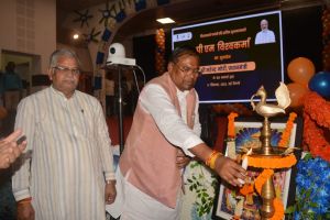 पीएम विश्वकर्मा योजना वंचितों के लिए प्रधानमंत्री नरेंद्र मोदी का उपहारः फग्गन सिंह कुलस्ते* पीएम विश्वकर्मा योजना वंचितों के लिए प्रधानमंत्री नरेंद्र मोदी का उपहारः फग्गन सिंह कुलस्ते*