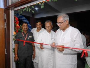 मुख्यमंत्री श्री बघेल ने खुर्सीपार में इंडोर स्टेडियम का किया लोकार्पण मुख्यमंत्री श्री बघेल ने खुर्सीपार में इंडोर स्टेडियम का किया लोकार्पण