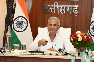  मुख्यमंत्री ने लौटाई चिटफंड निवेशकों की राशि 