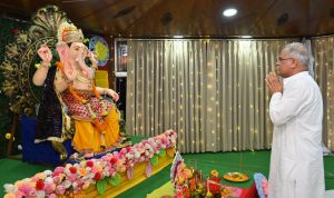  मुख्यमंत्री ने भगवान श्री गणेश की पूजा-अर्चना कर प्रदेशवासियों की सुख, समृद्धि एवं खुशहाली की कामना की