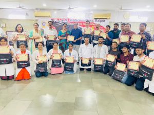 रायपुर चिकित्सा महाविद्यालय के हीरक जयंती वर्ष में आयोजित हुआ रक्तदान शिविर रायपुर चिकित्सा महाविद्यालय के हीरक जयंती वर्ष में आयोजित हुआ रक्तदान शिविर