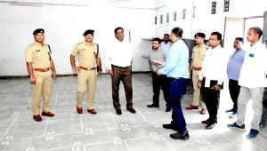 निर्वाचन कार्य में नहीं होनी चाहिए लापरवाही-कलेक्टर निर्वाचन कार्य में नहीं होनी चाहिए लापरवाही-कलेक्टर