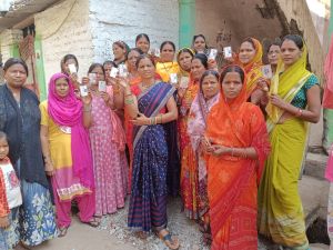 नवरात्र के प्रथम दिवस महिलाओं ने लिए मतदान का संकल्प नवरात्र के प्रथम दिवस महिलाओं ने लिए मतदान का संकल्प