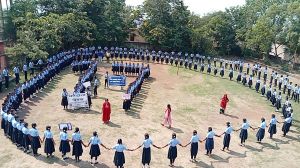 मतदाता जागरूकता अभियान के अंतर्गत बालोद जिले के स्कूल, काॅलेजों में किया गया विभिन्न गतिविधियों का आयोजन मतदाता जागरूकता अभियान के अंतर्गत बालोद जिले के स्कूल, काॅलेजों में किया गया विभिन्न गतिविधियों का आयोजन