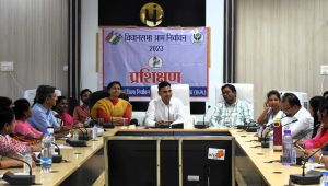 लोकतंत्र का सबसे महत्वपूर्ण कार्य है मतदान: कलेक्टर लोकतंत्र का सबसे महत्वपूर्ण कार्य है मतदान: कलेक्टर