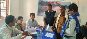 धमतरी जिला: तीन सीटों के लिए पहले दिन 15 लोगों ने खरीदे नामांकन फार्म धमतरी जिला: तीन सीटों के लिए पहले दिन 15 लोगों ने खरीदे नामांकन फार्म