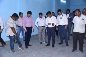 कलेक्टर-एसपी ने किया मतगणना स्थल एवं स्ट्रांग रूम का निरीक्षण