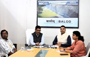 सामान्य प्रेक्षक और कलेक्टर की उपस्थिति में द्वितीय रेंडमाइजेशन की प्रक्रिया पूर्ण सामान्य प्रेक्षक और कलेक्टर की उपस्थिति में द्वितीय रेंडमाइजेशन की प्रक्रिया पूर्ण