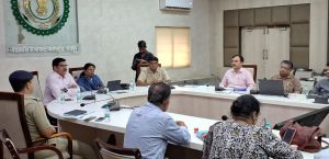 मतदान केन्द्रो में महिलाओं के लिए शौचालय सहित अन्य मूलभूत सुविधाओं का करें इंतजाम : ऑब्जर्वर विमला आर.