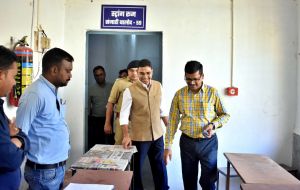  सामान्य प्रेक्षक, कलेक्टर तथा पुलिस अधीक्षक ने किया स्ट्रांग रूम का निरीक्षण कर व्यवस्थाओं का लिया जायजा