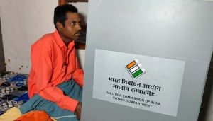  होम मतदान की सुविधा ने किया बुजुर्गों एवं दिव्यांगों के लोकतंत्र में अनिवार्य भागीदारी के सपने को साकार