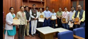 जिला चिकित्सालय दुर्ग के विशेषज्ञों को उत्कृष्ठ प्रदर्शन एवं अनुकरणीय चिकित्सा सम्पादन के लिए मिला सम्मान