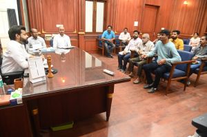 कलेक्टर ने ली राईस मिलर्स की बैठक