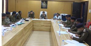   लंबित अपराधों के निकाल एवं बेहतर पुलिसिंग के लिए पुलिस अधीक्षक ने ली क्राइम मीटिंग 